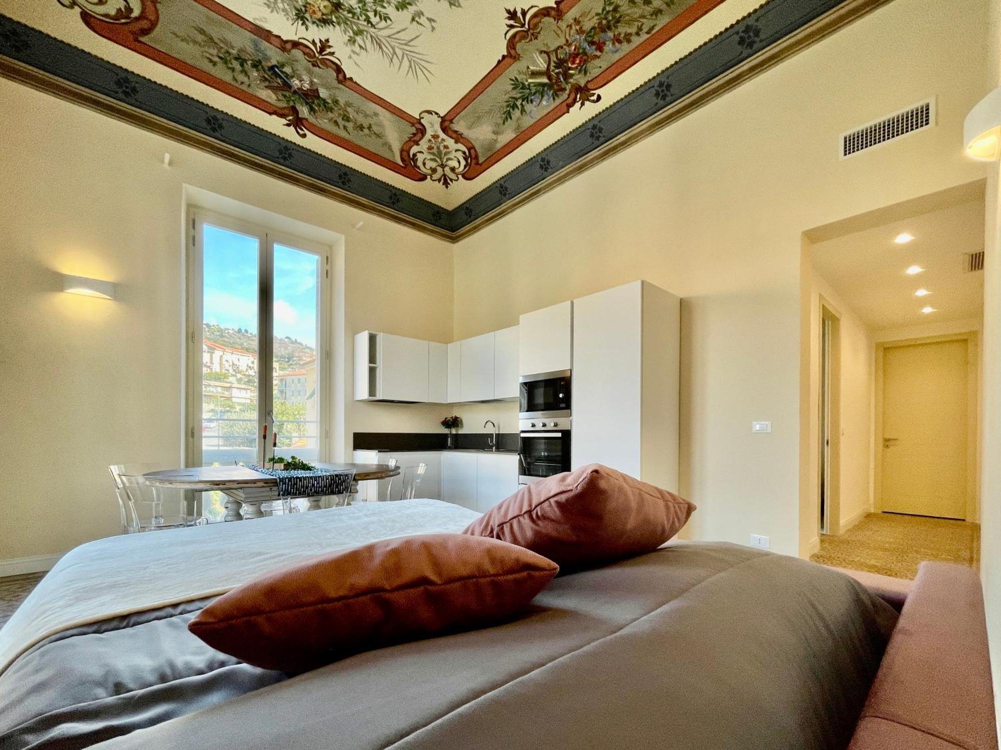 Migliorini Lusso & Comfort In Finalborgo. *