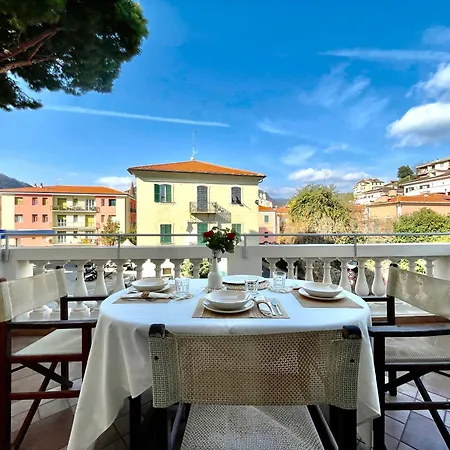Villa Migliorini Lusso & Comfort In Finalborgo. Finale Ligure Exterior photo