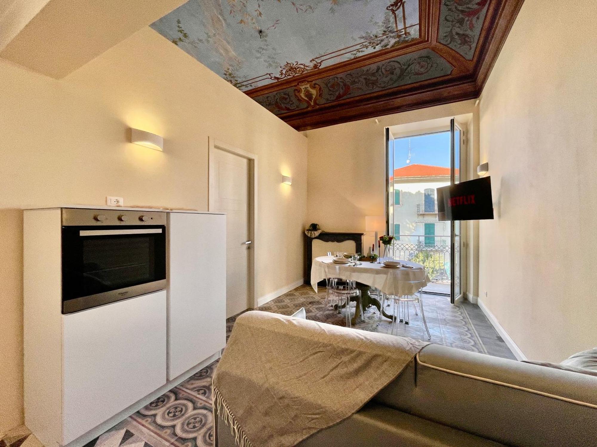 Migliorini Lusso & Comfort In Finalborgo. Apartment